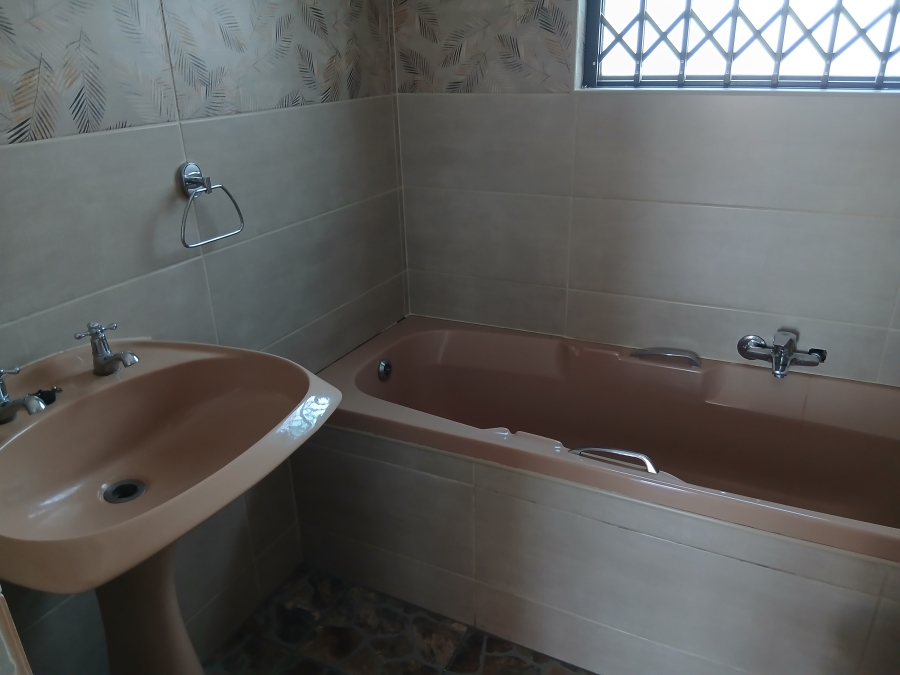 3 Bedroom Property for Sale in Pellsrus Eastern Cape